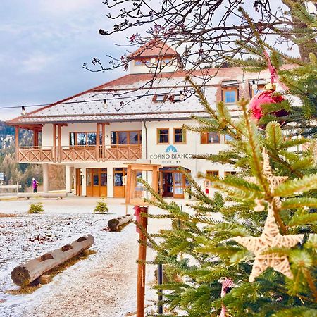 Hotel Corno Bianco Nova Ponente Luaran gambar