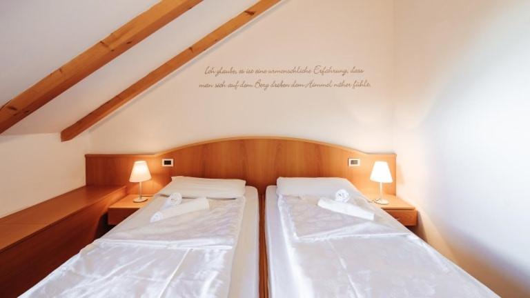 Hotel Corno Bianco Nova Ponente Luaran gambar