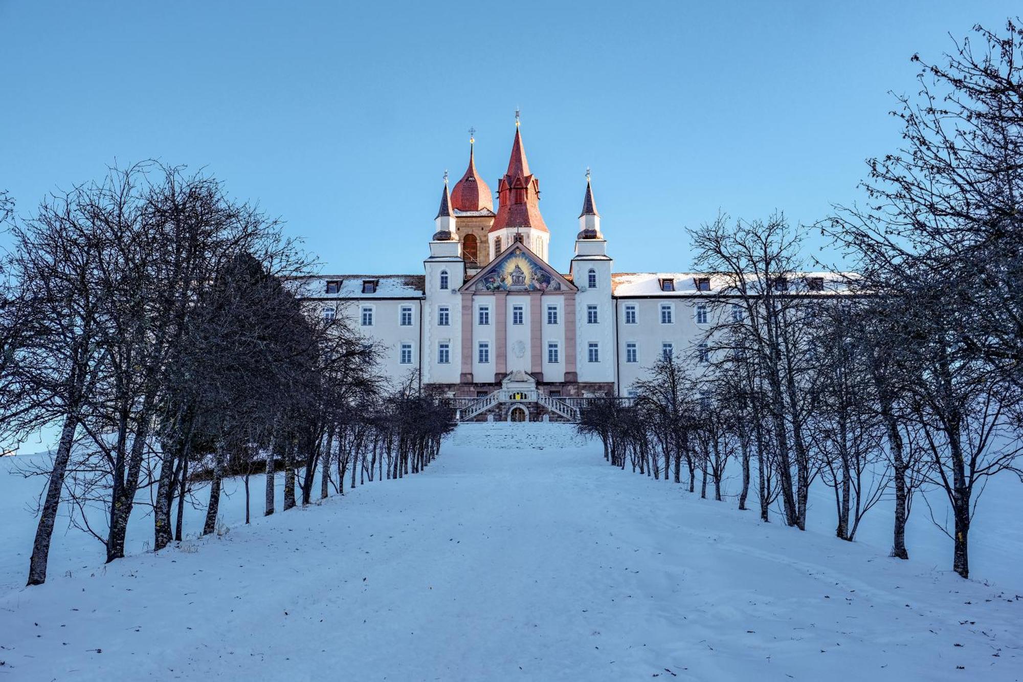 Hotel Corno Bianco Nova Ponente Luaran gambar